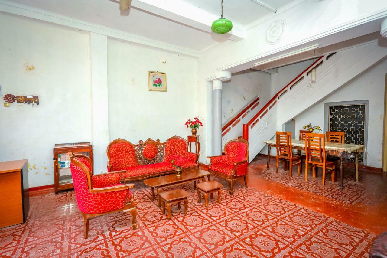 Jaffna Premier Inn Bagian luar foto